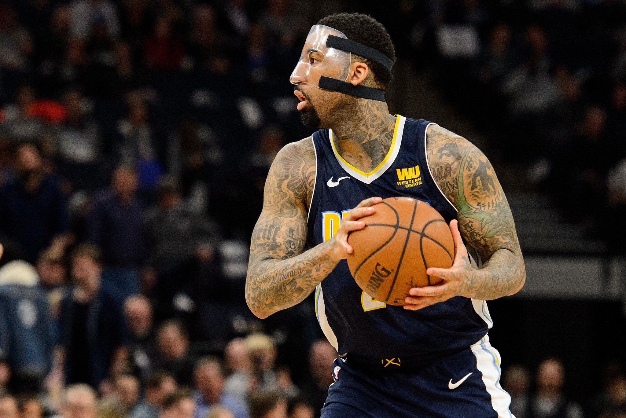 包含明尼苏达森林狼迎欧联关键赛；今夜复出首秀；话题不断；数据趋势出现新变化的词条