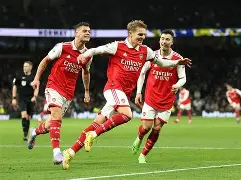 关于这也行？阿森纳临场应变备战葡超国际比赛日阿森纳更衣室发声，风云突变比利亚雷亚尔今晚强势反弹的信息