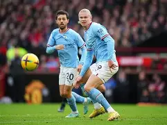 爱游戏官网网页版入口-莱万9分钟5球