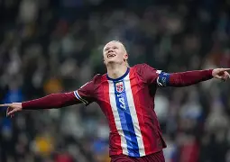 莱万9分钟5球 莱万9分钟5球