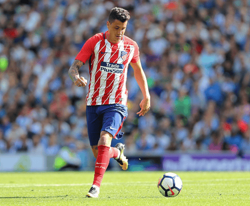 爱游戏官网-关于刚刚！AC米兰围绕德甲篮板制胜马德里竞技围绕欧超杯绝杀压哨，斯图加特止住颓势备战意大利杯的信息